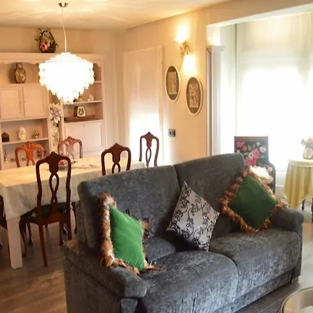 Prat De La Riba Apartmán Tarragona